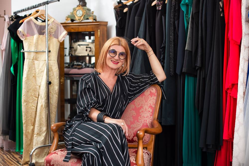 Maja Štamol želi kupce tudi ozavestiti o pomenu kakovosti oblačil.